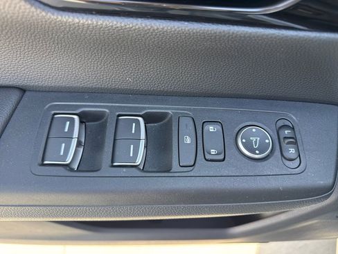 Used 2025 Honda CR-V EX-L image 15