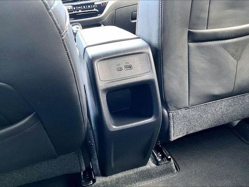 Used 2025 Buick Envista Avenir FWD image 33