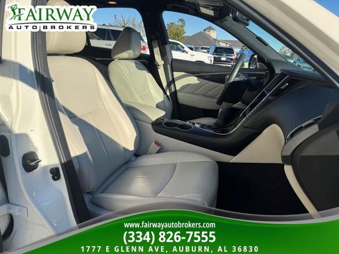 Used 2022 INFINITI Q50 Sensory image 12