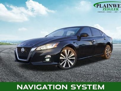 Used 2022 Nissan Altima 2.5 Platinum