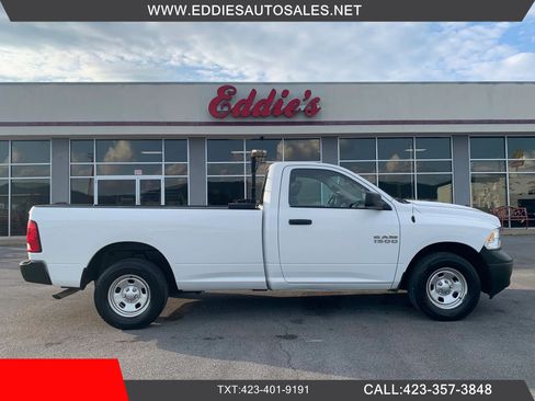 Used 2018 RAM 1500 Express AWD/4WD image 1