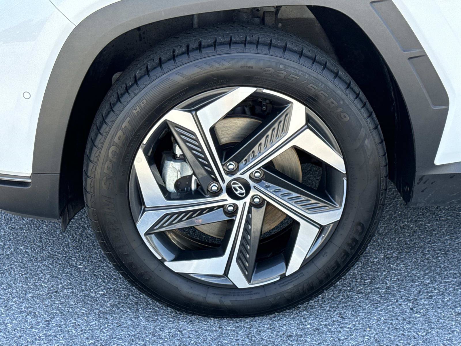 Used 2024 Hyundai Tucson Limited AWD/4WD image 7
