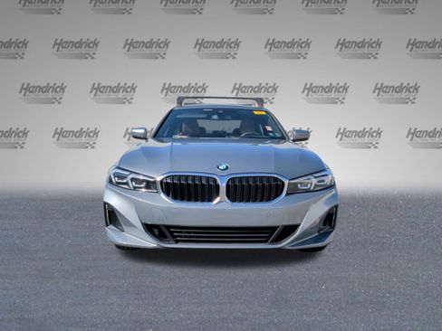 Certified 2023 BMW 330i xDrive Sedan w/ Premium Package image 5
