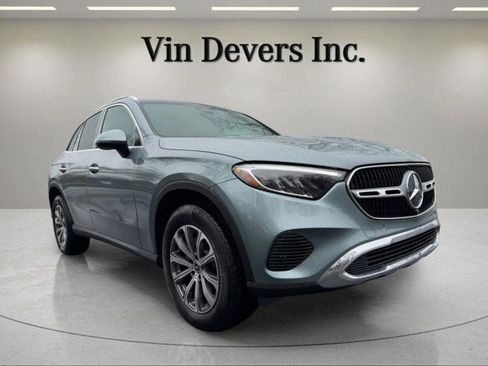 Used 2025 Mercedes-Benz GLC 300 4MATIC image 2