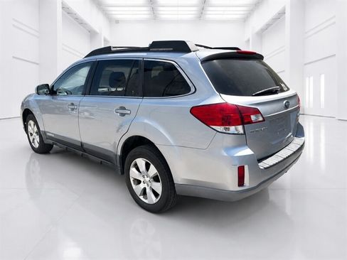 Used 2011 Subaru Outback 2.5i Premium w/ All-Weather Pkg AWD/4WD image 19
