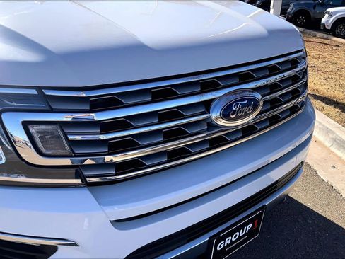 Used 2019 Ford Expedition Limited image 29