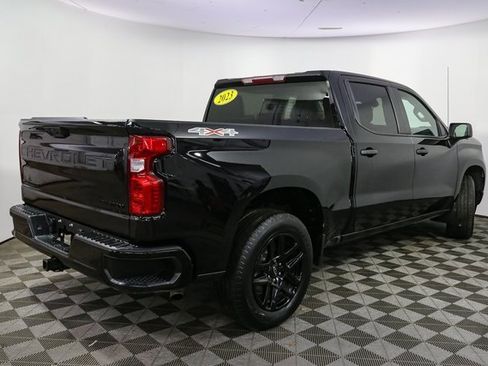 Used 2023 Chevrolet Silverado 1500 Custom image 12