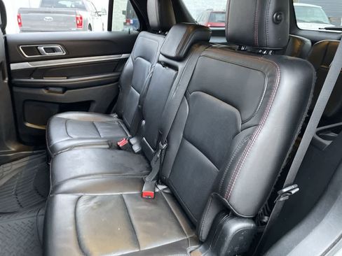 Used 2017 Ford Explorer Sport image 20