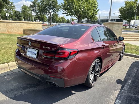 Used 2023 BMW 530i w/ M Sport Package RWD image 25