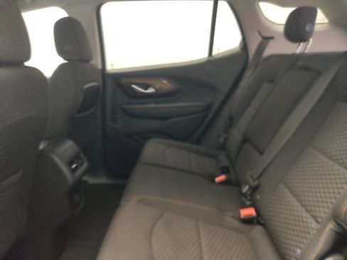 Used 2020 GMC Terrain SLE image 18