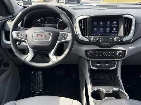 Used 2023 GMC Terrain SLT w/ Infotainment Package II AWD/4WD image 3