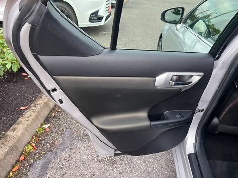 Used 2012 Lexus CT 200h Premium w/ Premium Audio Pkg FWD image 16