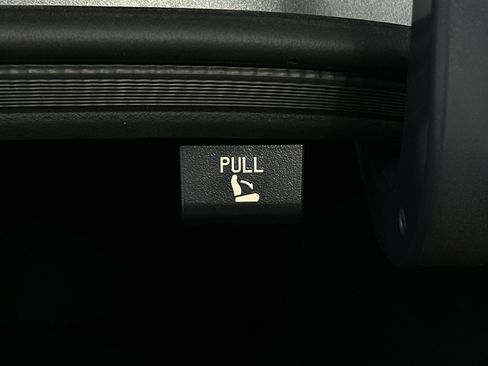 Certified 2024 Hyundai Elantra SEL w/ Convenience Package image 38