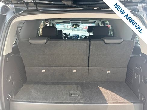 Used 2019 Chevrolet Tahoe Premier AWD/4WD image 14