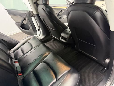 Used 2022 Tesla Model 3 RWD image 43