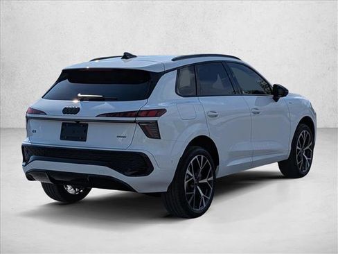 New 2026 Audi Q3 quattro 2.0T AWD/4WD image 7