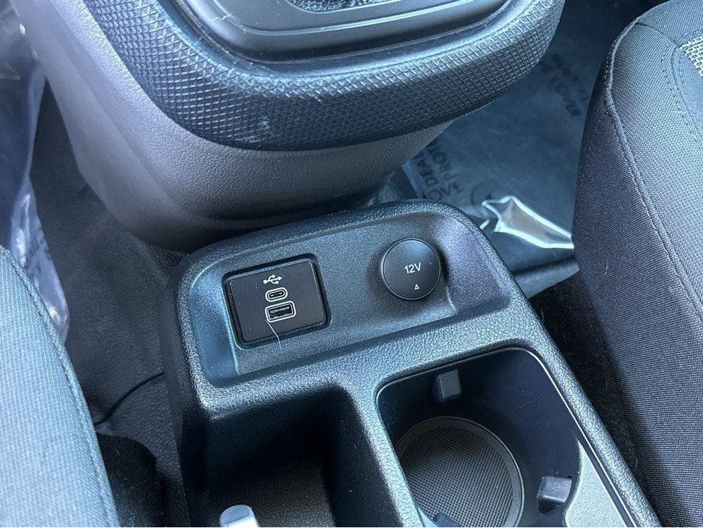 Used 2023 Ford Transit Connect XL FWD image 25