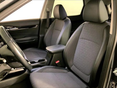 Used 2025 Kia Seltos S image 22