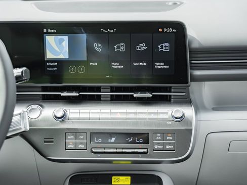 New 2026 Hyundai Kona SEL Premium image 17