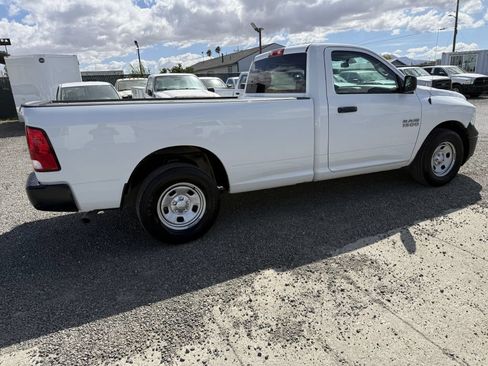 Used 2018 RAM 1500 Express RWD image 5