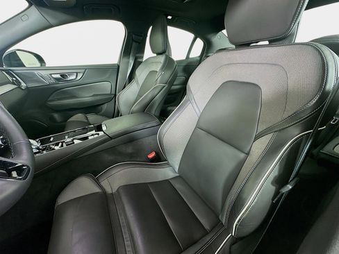 Used 2024 Volvo S60 T8 Plus w/ Climate Package image 31
