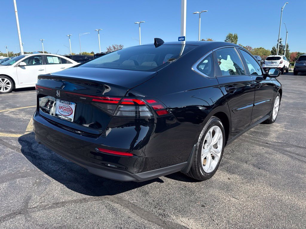 Certified 2025 Honda Accord LX image 5