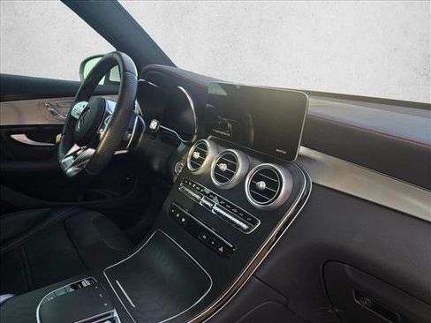 Certified 2022 Mercedes-Benz GLC 43 AMG 4MATIC image 18