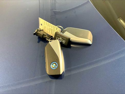 Used 2022 BMW iX xDrive50 w/ Convenience Package image 14