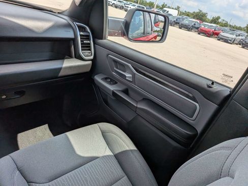 Used 2023 RAM 1500 Big Horn AWD/4WD image 20