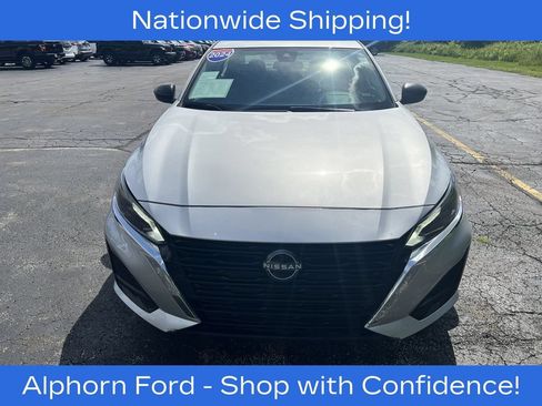 Used 2024 Nissan Altima 2.5 SV FWD image 34