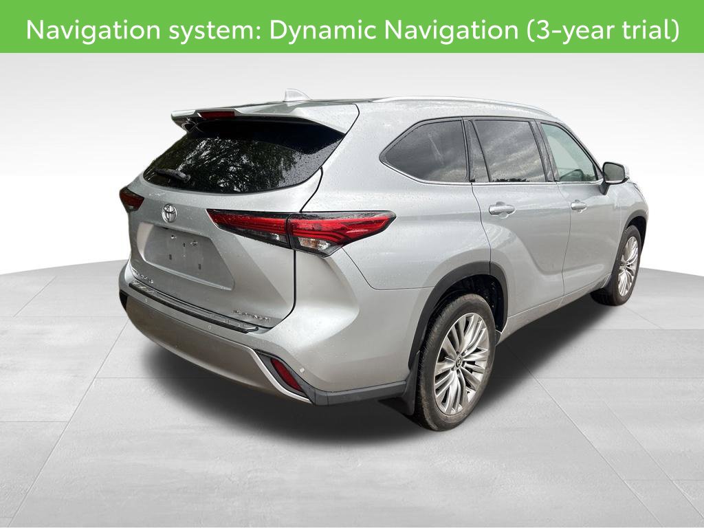 Used 2022 Toyota Highlander Platinum AWD/4WD image 6