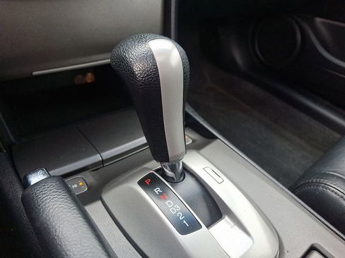 Used 2011 Honda Accord EX-L image 15