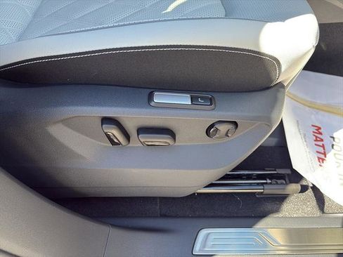 New 2026 Volkswagen Atlas Cross Sport SEL Premium R-Line image 10