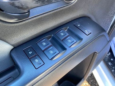 Used 2018 Chevrolet Silverado 1500 W/T image 17