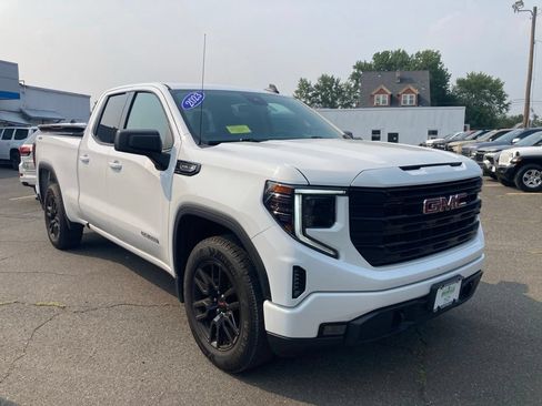 Used 2023 GMC Sierra 1500 Elevation AWD/4WD image 1