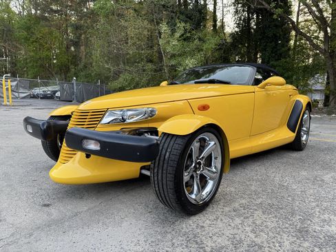 Used 2000 Plymouth Prowler image 12