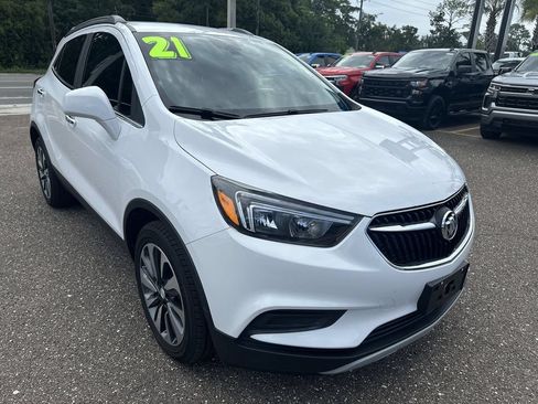 Used 2021 Buick Encore Preferred w/ Safety Package FWD image 10