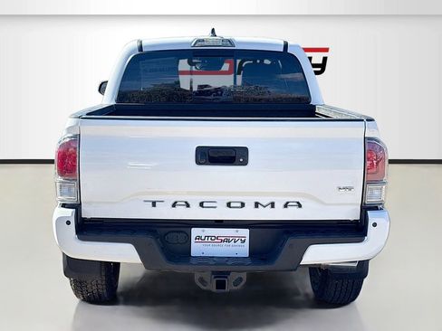 Used 2023 Toyota Tacoma TRD Off-Road w/ Advanced Technology Package AWD/4WD image 6