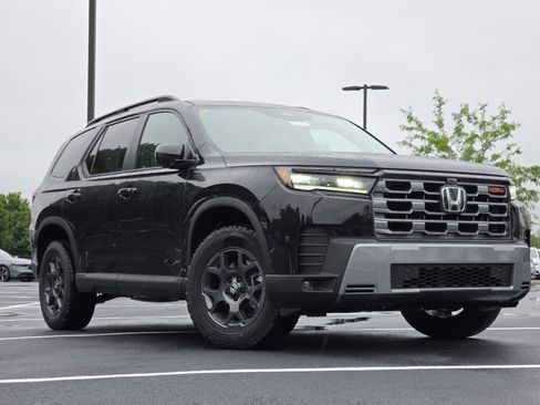New 2026 Honda Pilot TrailSport image 2