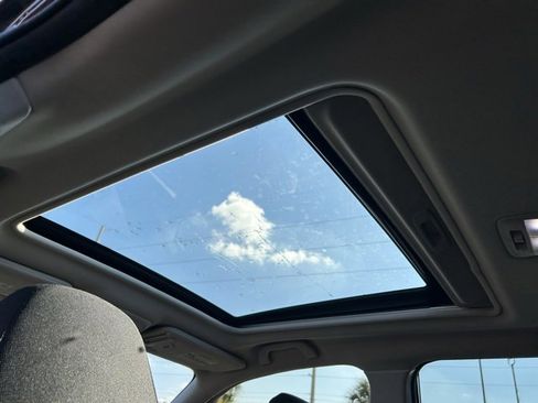 Used 2023 Subaru Forester Premium image 17