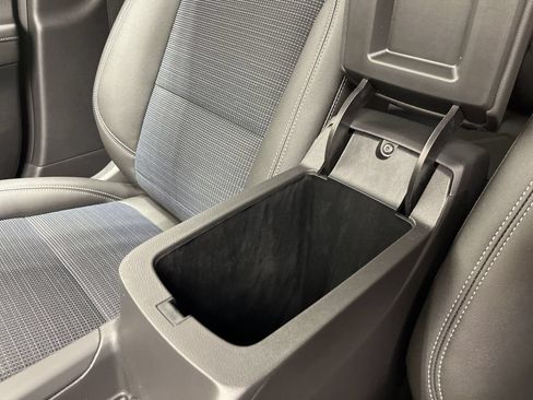 New 2026 Buick Envista Sport Touring w/ Convenience I Package FWD image 19