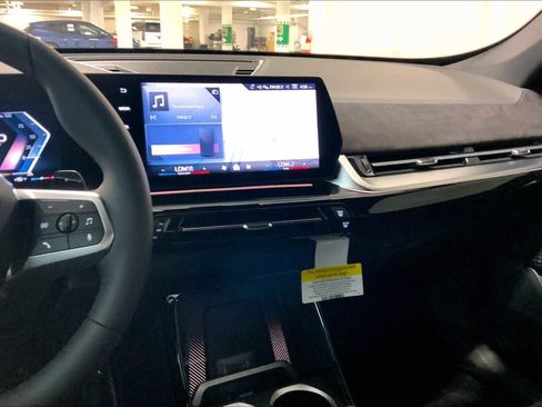 New 2026 BMW X1 xDrive28i w/ M Sport Package image 6