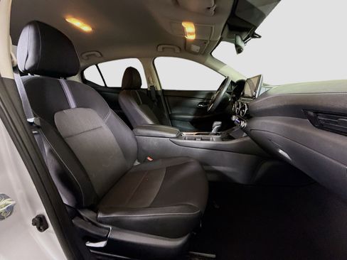 Used 2020 Nissan Sentra SV w/ Electronics Package FWD image 29