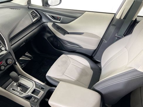 Used 2023 Subaru Forester AWD/4WD image 21