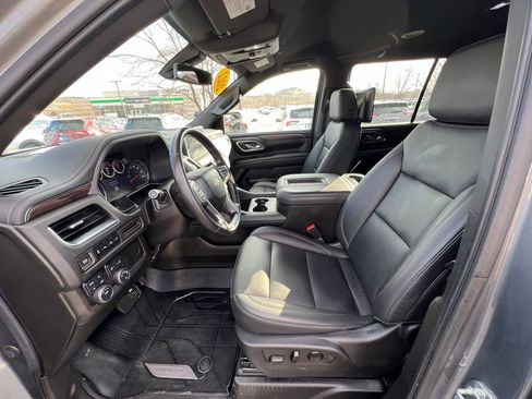 Used 2021 Chevrolet Tahoe LT w/ Rear Media and Nav Package image 18