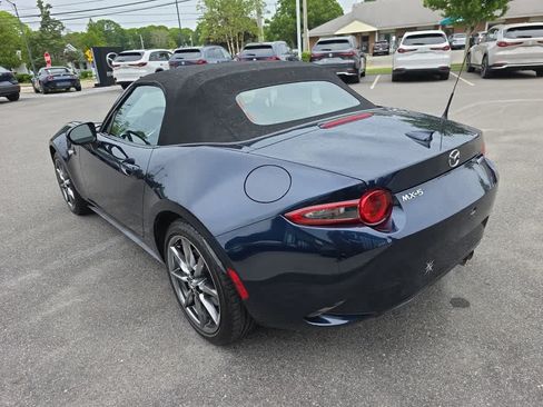 Used 2021 MAZDA MX-5 Miata Grand Touring RWD image 8