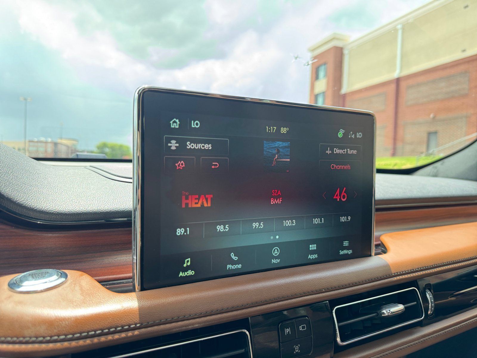 Used 2023 Lincoln Aviator Reserve w/ Equipment Group 201A AWD/4WD image 30
