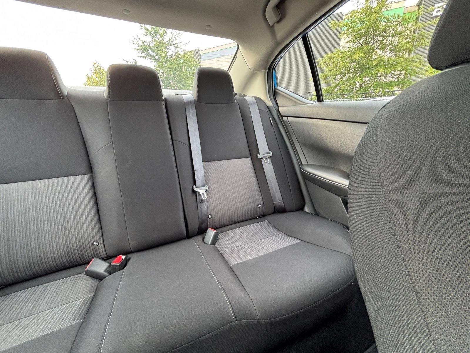 Used 2025 Nissan Sentra SV FWD image 45