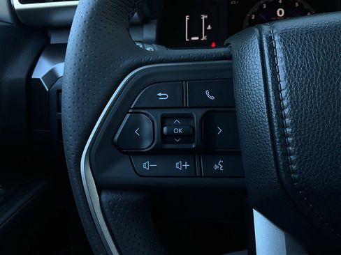 New 2026 Toyota 4Runner SR5 image 31