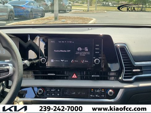 Certified 2025 Kia Sportage LX image 18